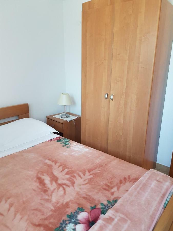Apartments Anka Privlaka  Eksteriør bilde